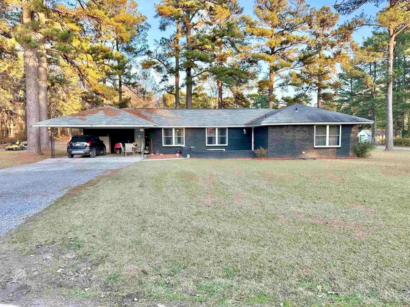 411 Rolling Hills Dr, White Hall, AR 71602