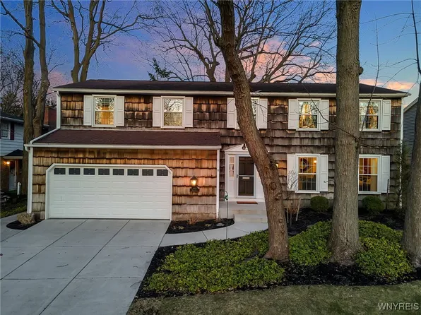 100 Kings Trl, Williamsville, NY 14221