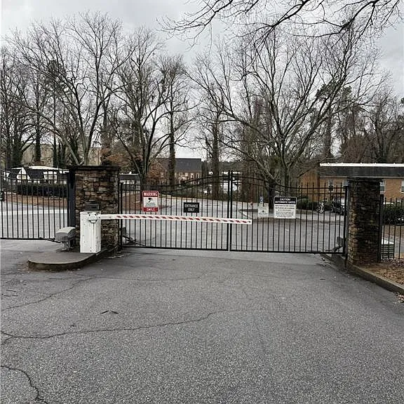 265 Winding River Dr #A — Photo 16