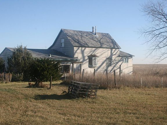 2nd image of 36235 136th St