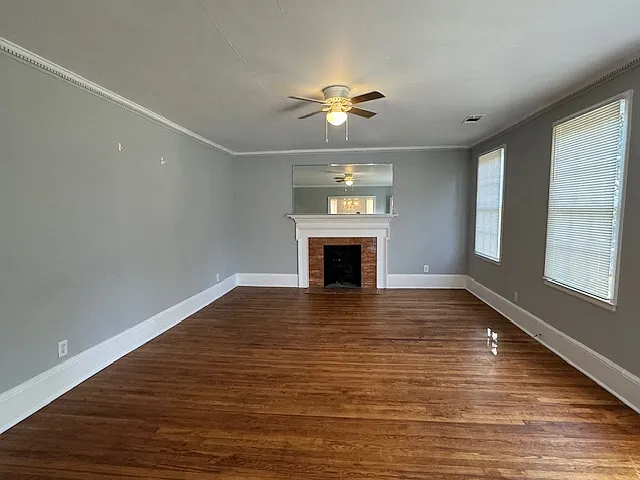 3 bed, 2.5 bath, 2147 sqft, $1,600 — Photo 3