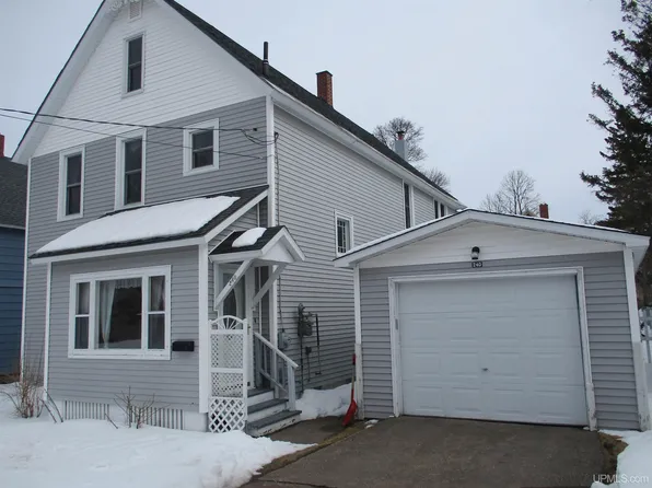 240 Kearsarge St #2, Calumet, MI 49913