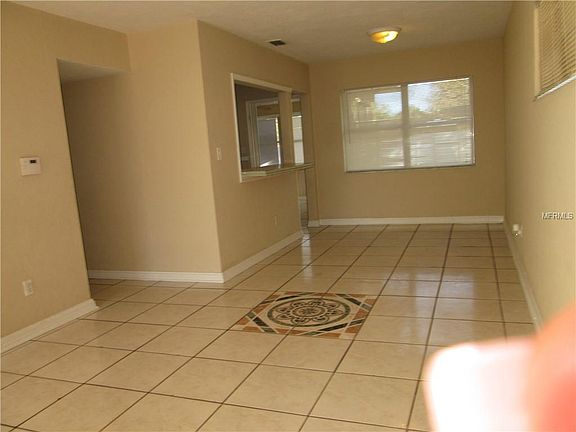 5th image of 1519 Heather Ave