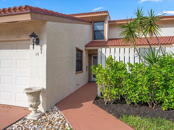 4th image of 130 Palm Ave APT 14