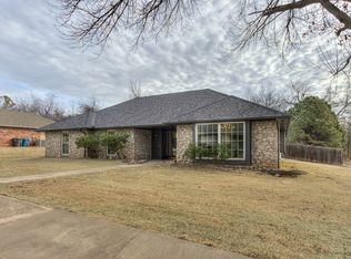 3316 Patterson Dr, Edmond, OK 73013