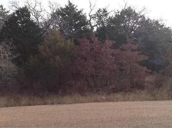 000 Milam Ln, Bastrop, TX 78602