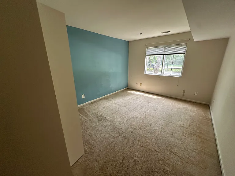 4906 Columbia Rd #2 — Photo 33
