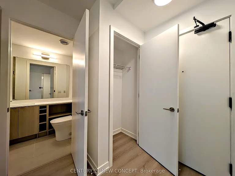 100 Queen St E #1011 — Photo 6