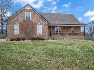 787 Dixie Ln, Pleasant View, TN 37146