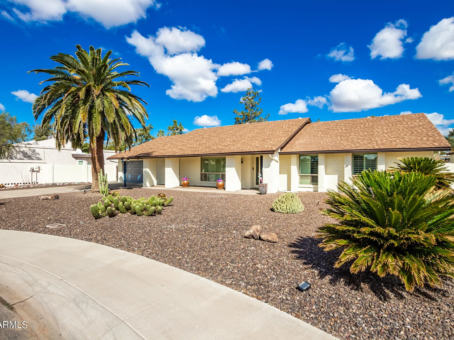 3 bed, 2294 sqft, $3,750 — Photo 4