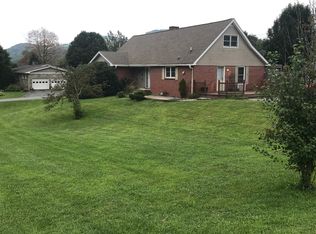 124 Comanche St, Newland, NC 28657