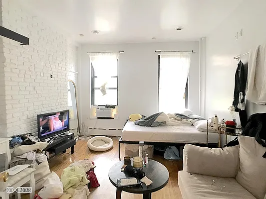 Rented by Citi Habitats | media 6