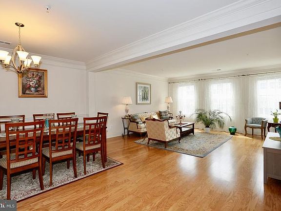 2nd image of 22939 Spicebush Dr #1472
