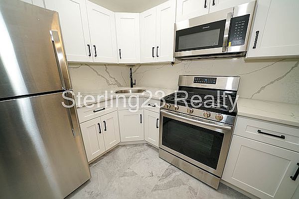 1st image of 31-16 31st St #4R