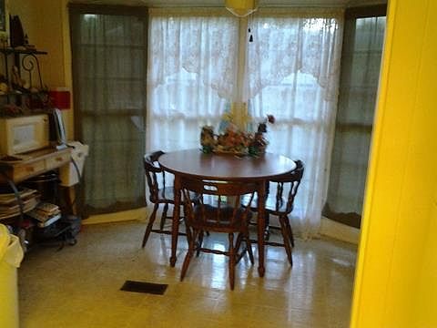 3rd image of 541 S Greenway Dr