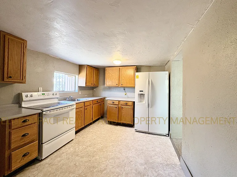 425 W Columbia St #2 — Photo 4