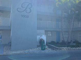 9950 47th Ave N APT 303, Saint Petersburg, FL 33708