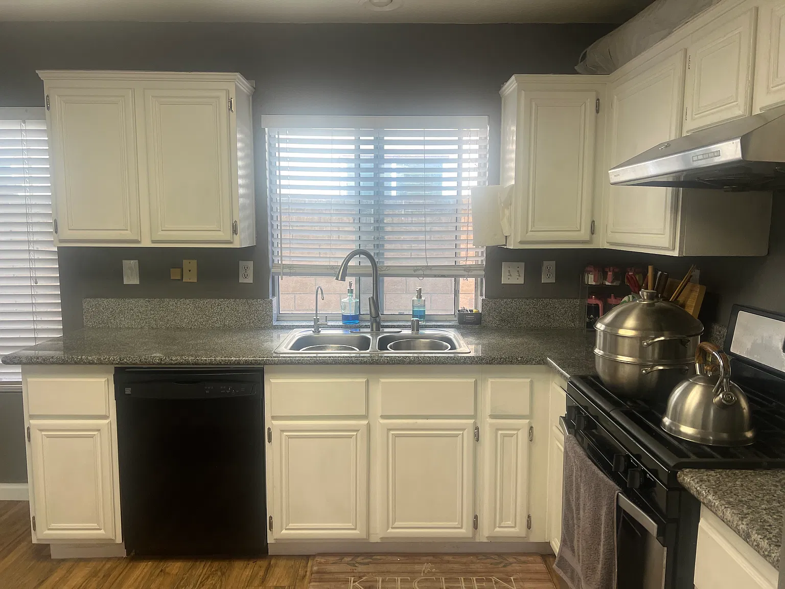 3 bed, 2.5 bath, 1607 sqft, $2,900 — Photo 3