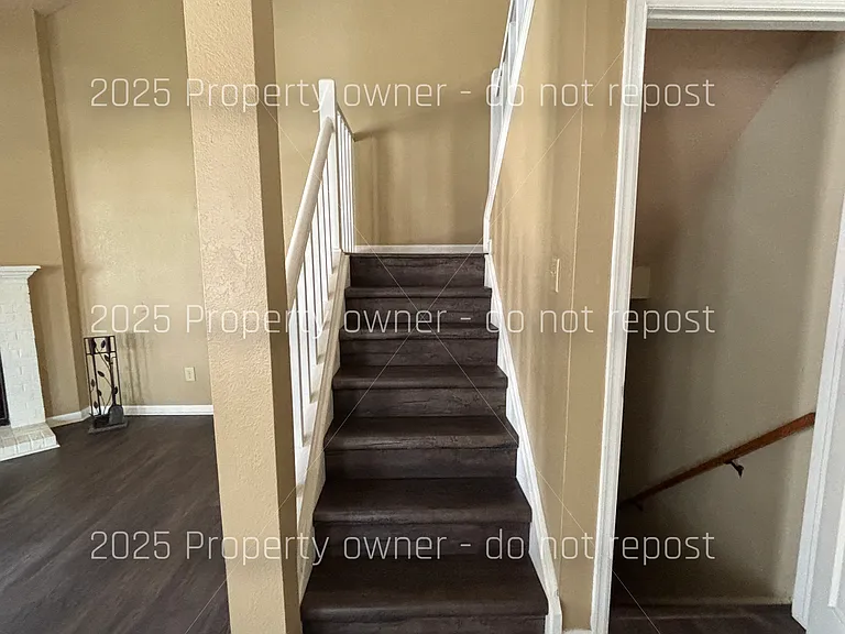 2010 S Xenia Way — Photo 13