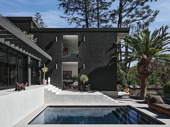 3rd image of 2770 La Cuesta Dr