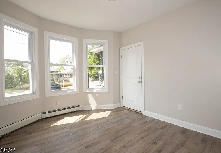 19 Northfield Ave #2R — Photo 10