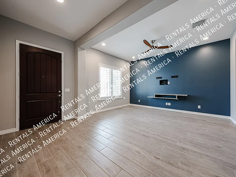3504 E Herrera Dr — Photo 6