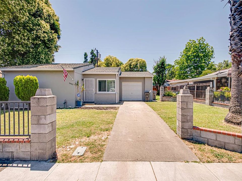 1st image of 1905 Manzanita Way