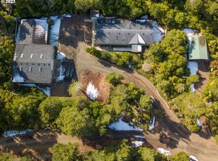 4810 Heceta Beach Rd, Florence, OR 97439