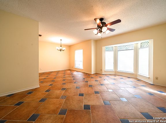 4th image of 11323 Whisper Falls St