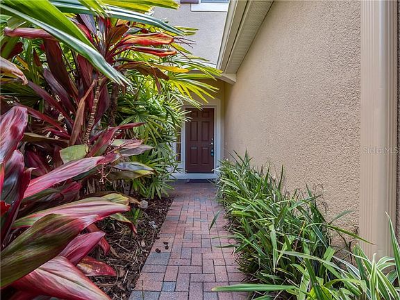 3rd image of 6301 Daysbrook Dr Unit 103