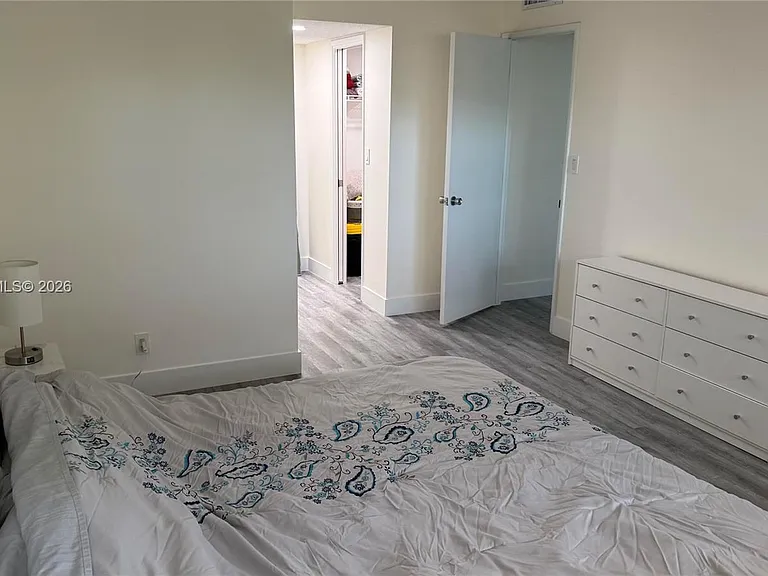 2901 S Palm Aire Dr #408 — Photo 18