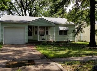 2218 S Pershing Ave, Wichita, KS 67218