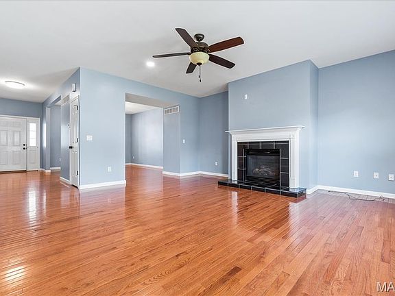 4th image of 320 Jessie Marie Ln