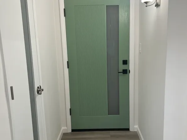 4915 E Ocean Blvd #6, Long Beach, CA 90803