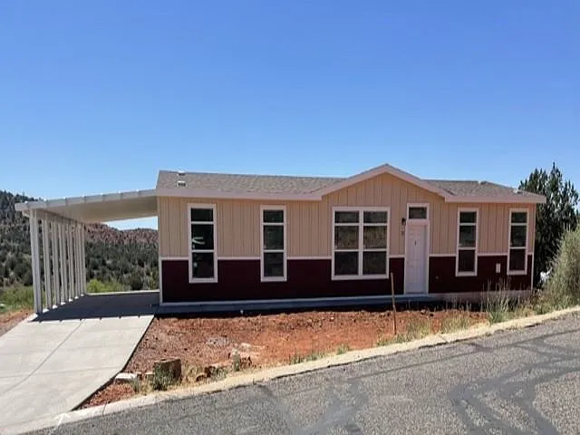 15 Sunset Hills Dr #201 — Photo 1
