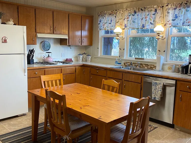 8515 Highway 47 — Photo 10