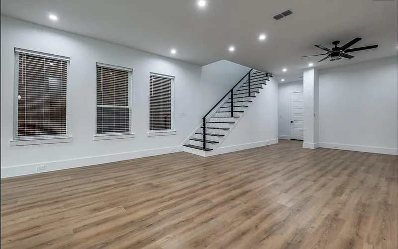 4 bed, 4.0 bath, 2786 sqft, $4,600 — Photo 4