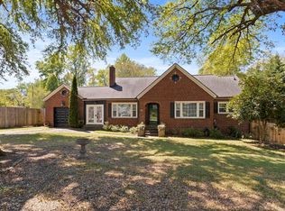 229 Florence St, Pickens, SC 29671