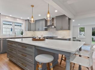 10 Ferry Rd, Newburyport, MA 01950