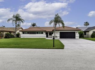 6440 Olde Moat Way, Davie, FL 33331