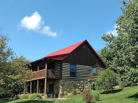 5th image of 143 Bacon Rd NW