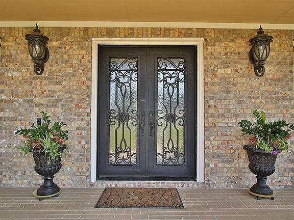 5th image of 26103 Cross Hollow Ln