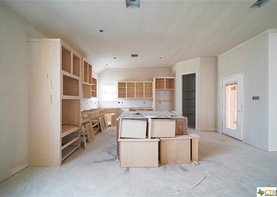 2nd image of 5199 Few Oaks