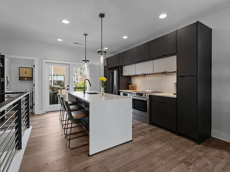 1207 Minter Pl — Photo 7