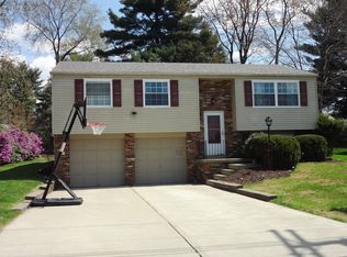 8816 Roosevelt Blvd, Pittsburgh, PA 15237