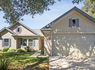 13895 E Orchard View Ct, Lockeford, CA