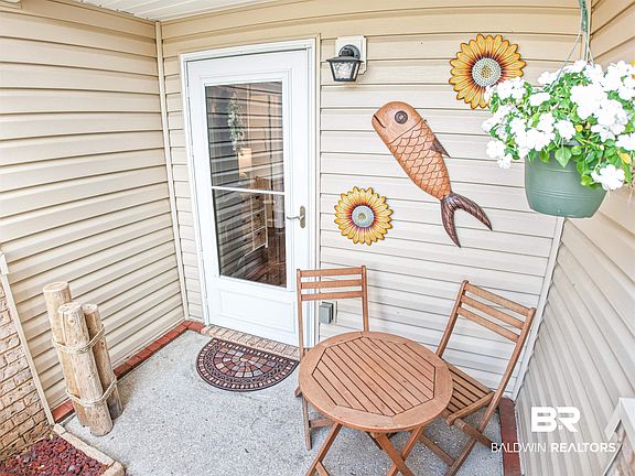 3rd image of 1517 Regency Rd Unit 35
