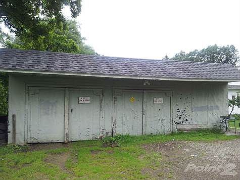 detached garage/outbuilding