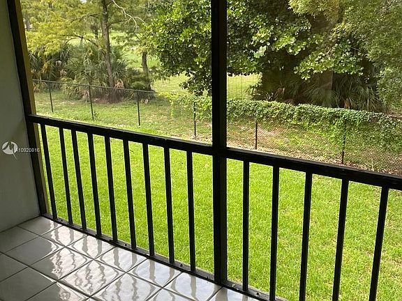 5th image of 7800 Colony Cir S APT 208