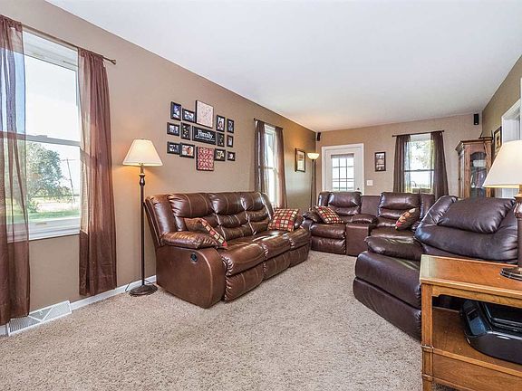 2nd image of 2244 Willow Ave